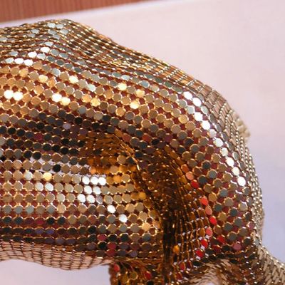 सजावटी आवरण धातु एल्यूमीनियम सीक्विन तेल प्रतिरोधी धातु जाल परिधान