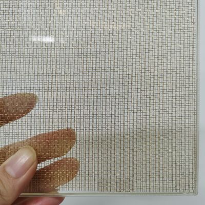पारदर्शी स्टेनलेस स्टील वायर मेष लेमिनेटेड ग्लास उच्च तन्यता शक्ति
