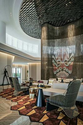 औद्योगिक सुरक्षा मानकों को पूरा करने के लिए डिज़ाइन की गई उच्च शक्ति एल्यूमीनियम चेन फ्लाई स्क्रीन