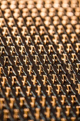 24 मिमी चेन डिस्टेंस एल्यूमीनियम चेन फ्लाई स्क्रीन कीटनाशकों की सुरक्षा के लिए आसान स्थापना और अच्छी वेंटिलेशन के साथ